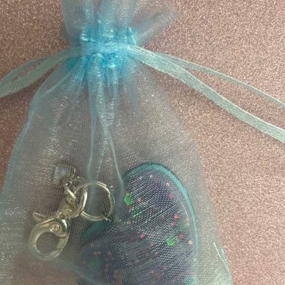 Keychain - Picture 7 of 7